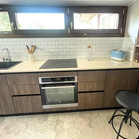 Lägenhet с террасой и видом на озеро в стрезе Stresa