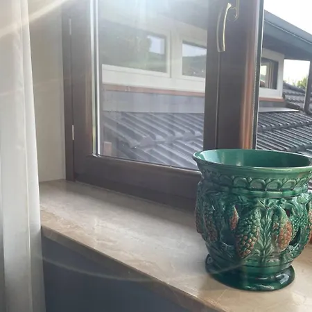 с террасой и видом на озеро в стрезе *